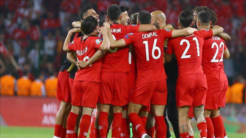 A Milli Takım'ın Gürcistan maçı ilk 11'i açıklandı! Arda Güler ve Kenan Yıldız sürprizi 4
